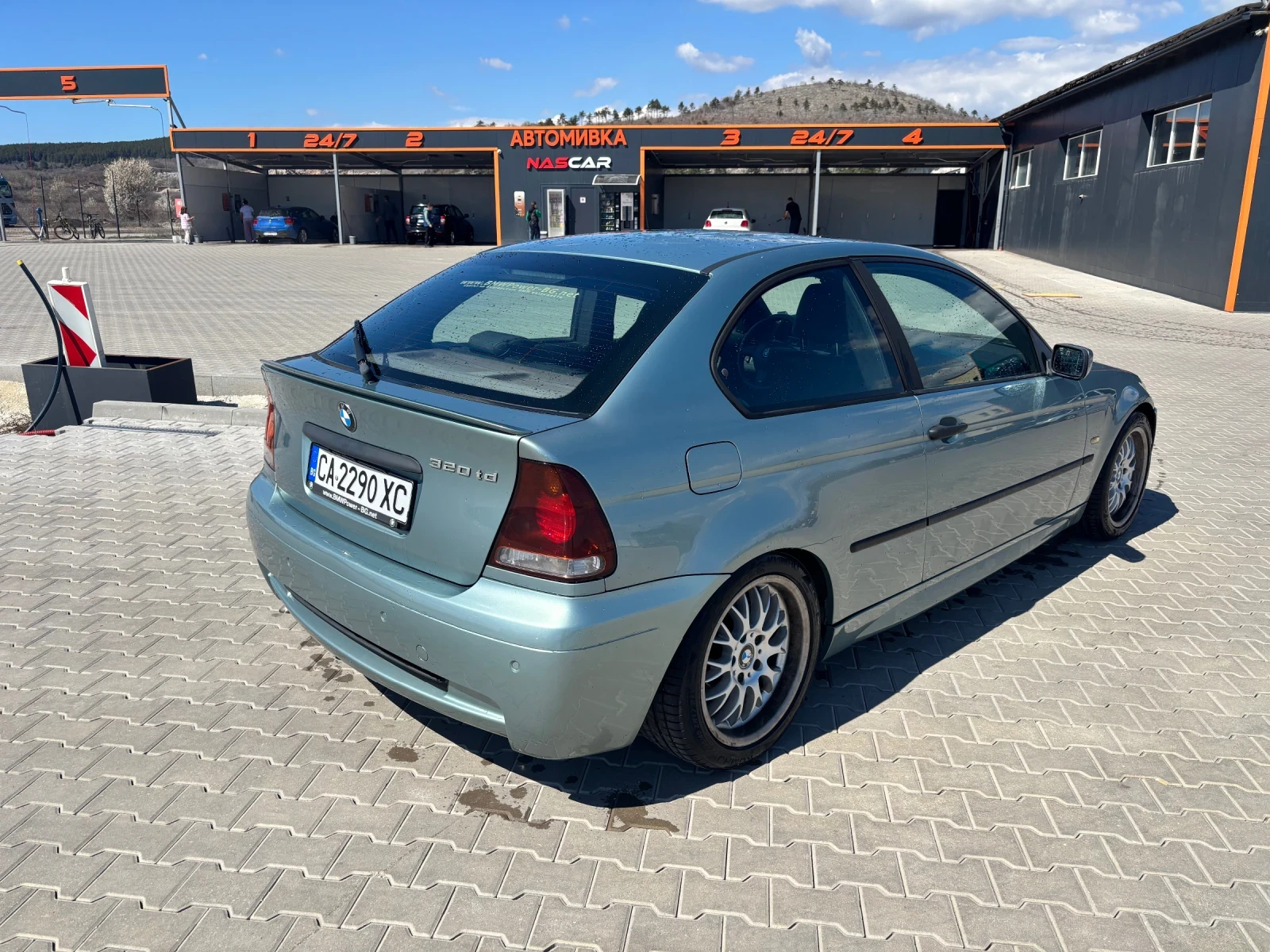 BMW 320 Compact, снимка 6 - Автомобили и джипове - 54211713
