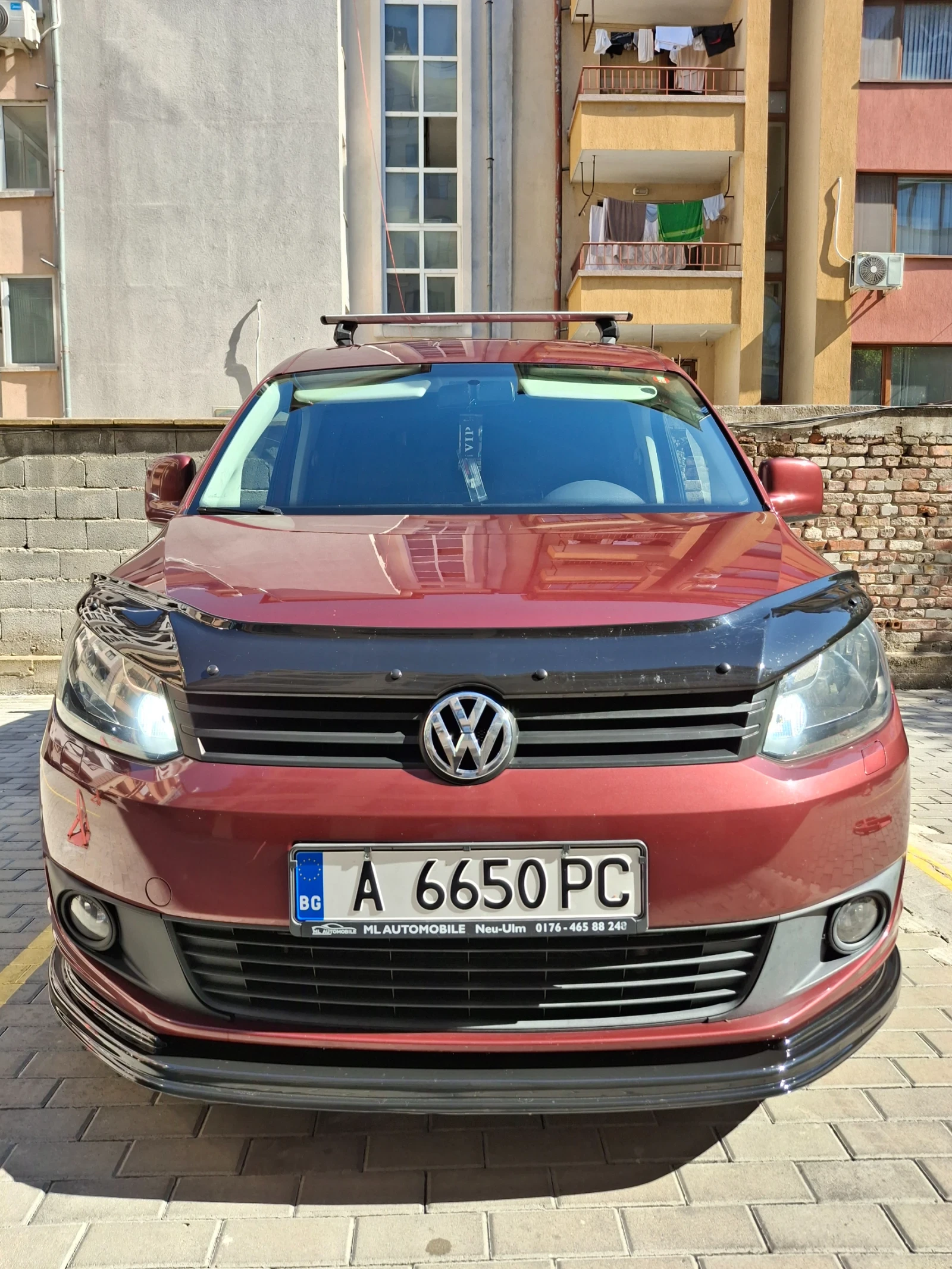 VW Caddy Roncally edition. 