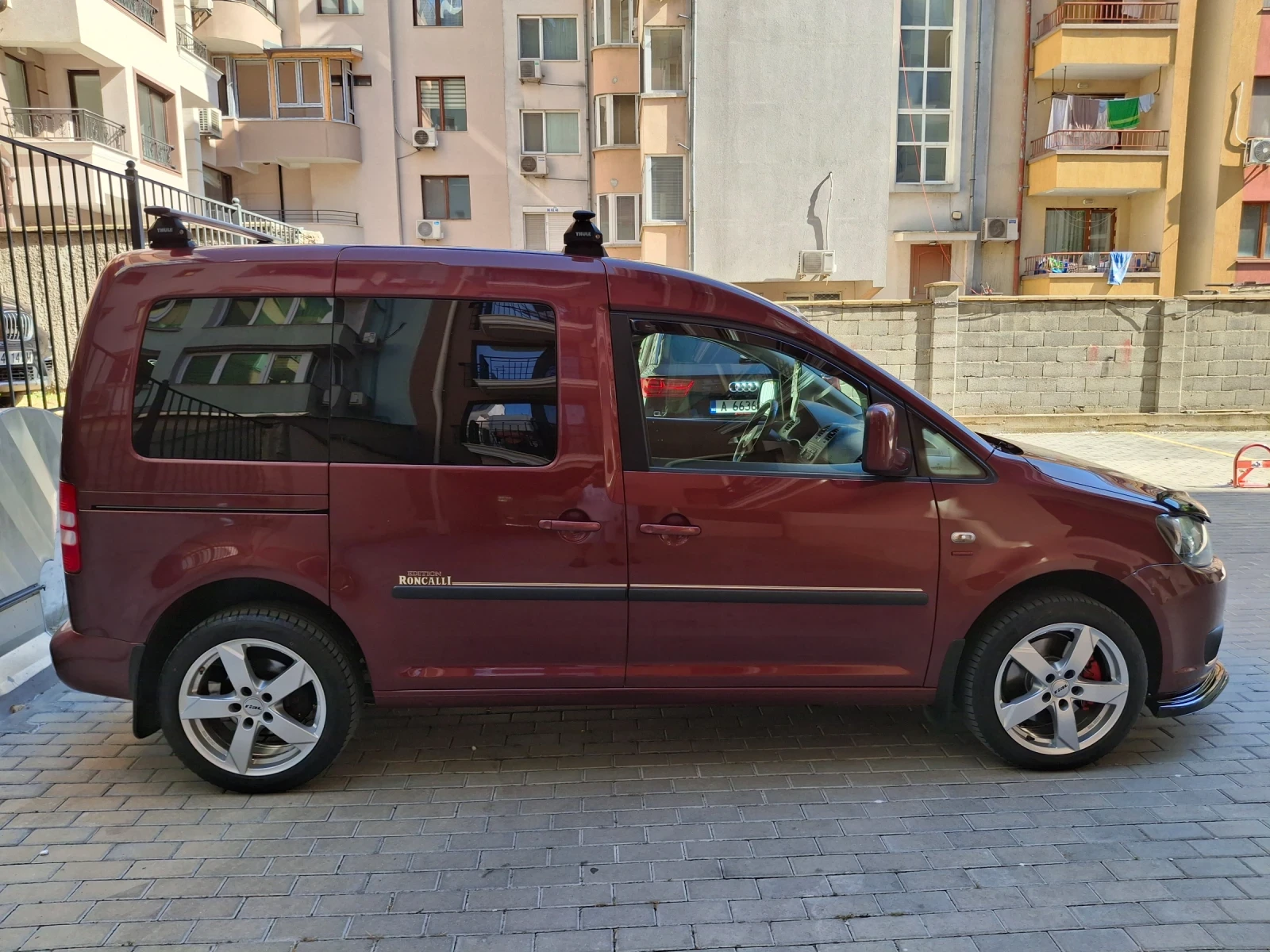 VW Caddy Roncally edition. , снимка 16 - Автомобили и джипове - 54916122