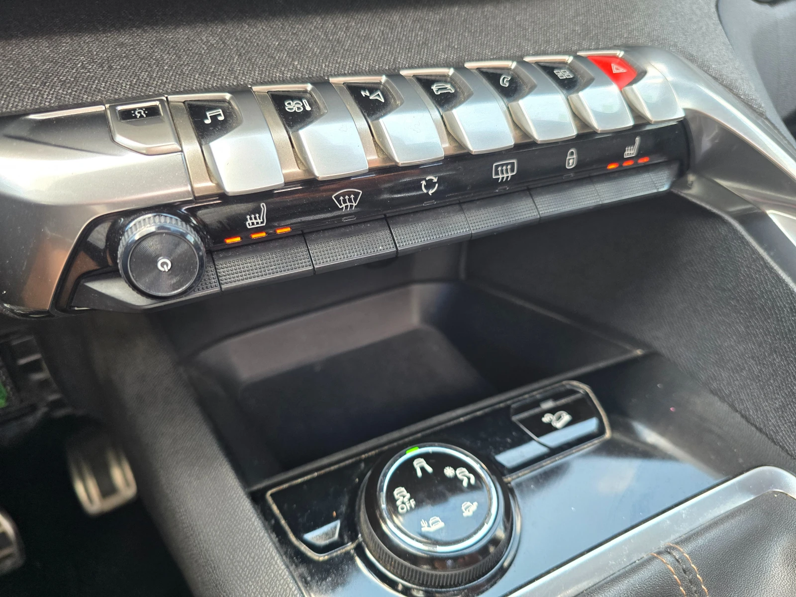 Peugeot 3008, снимка 10 - Автомобили и джипове - 54961667