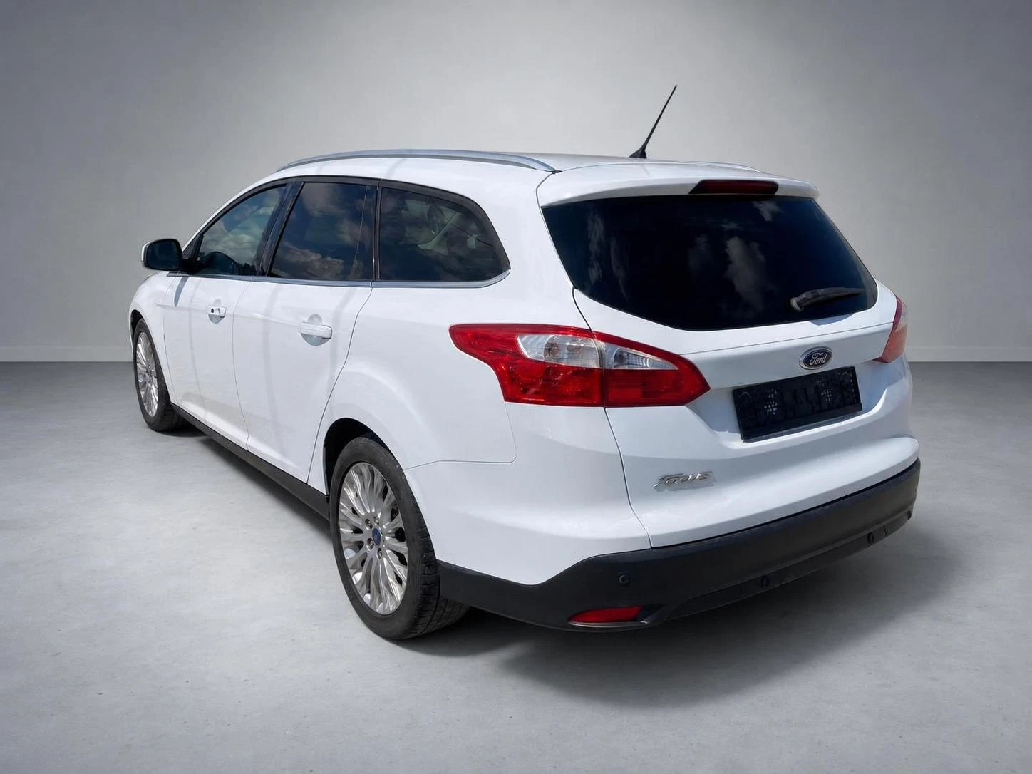 Ford Focus 1.6 TDCI, снимка 4 - Автомобили и джипове - 55183923
