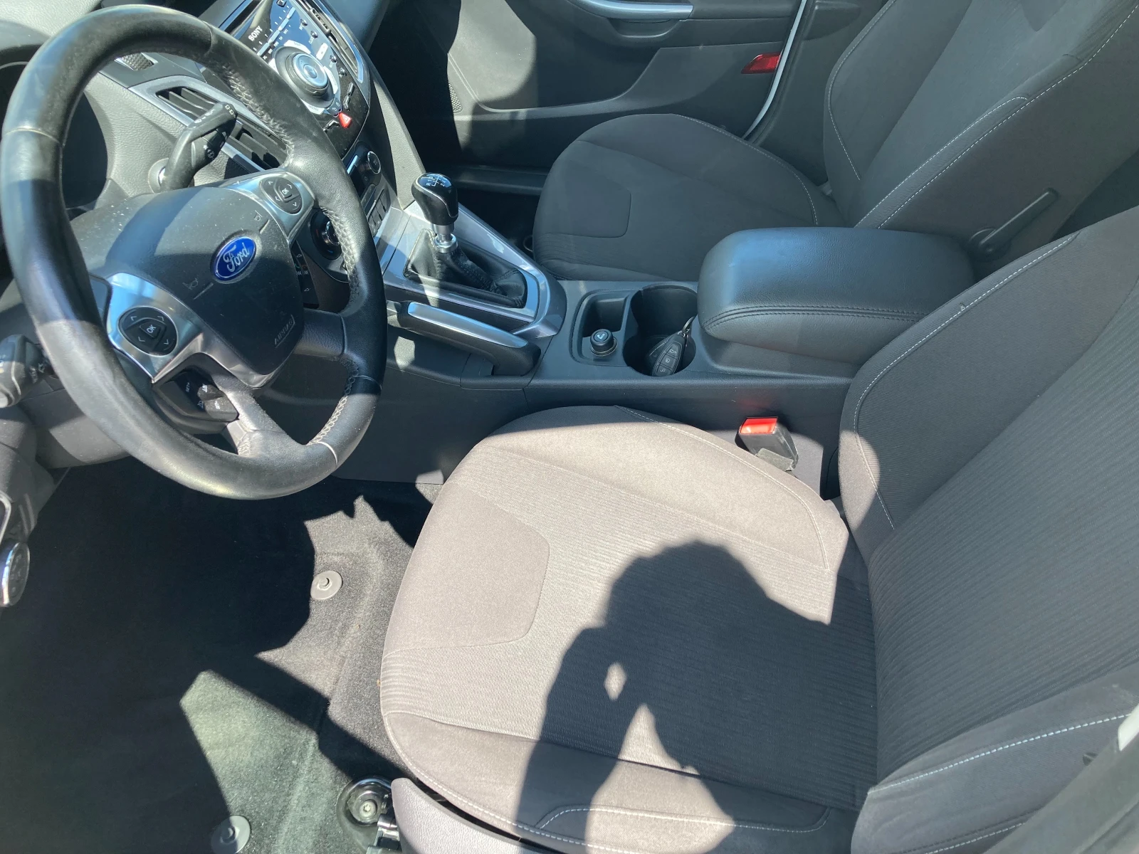 Ford Focus 1.6 TDCI, снимка 12 - Автомобили и джипове - 55183923
