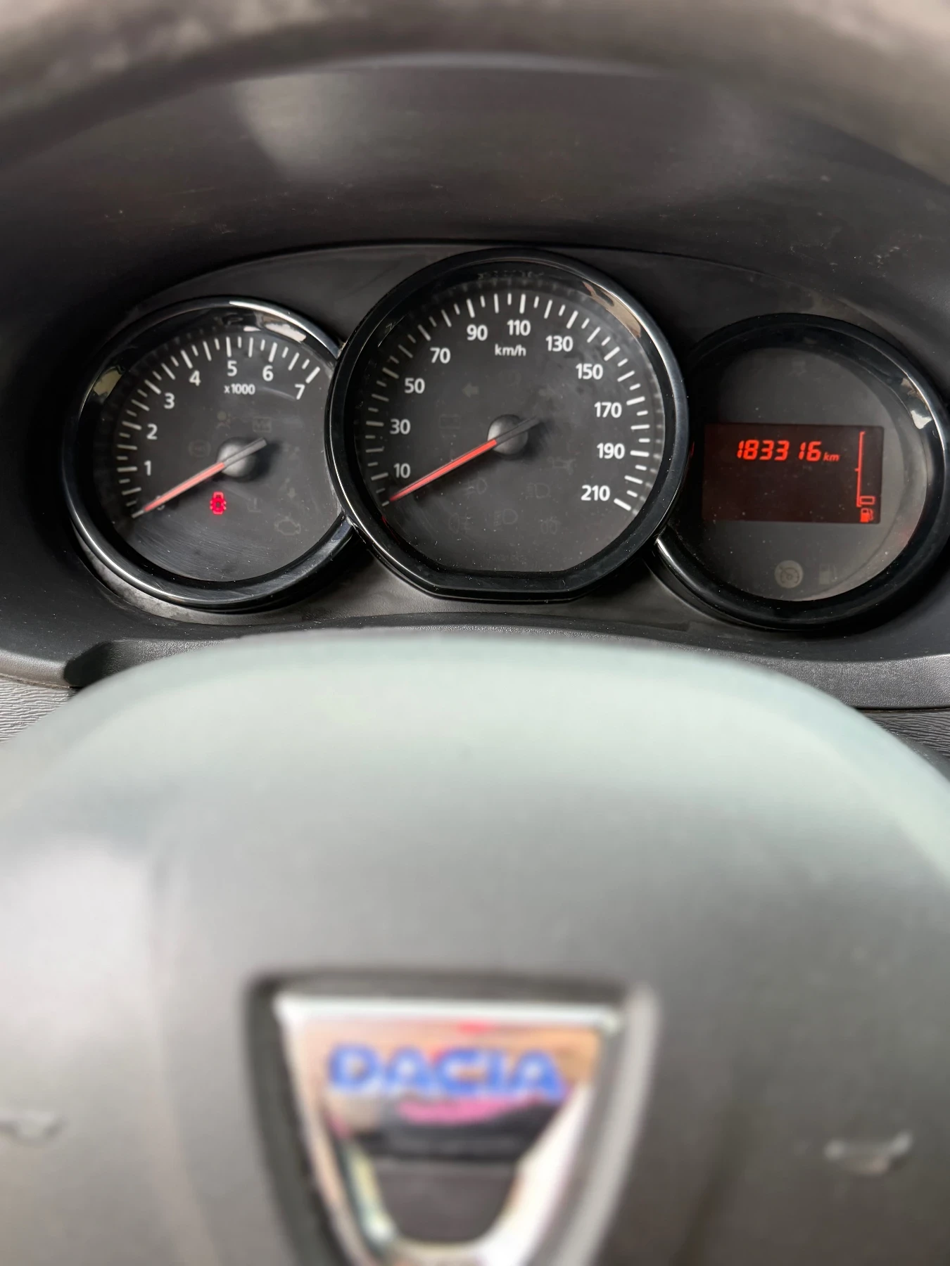 Dacia Dokker, снимка 8 - Автомобили и джипове - 55439325
