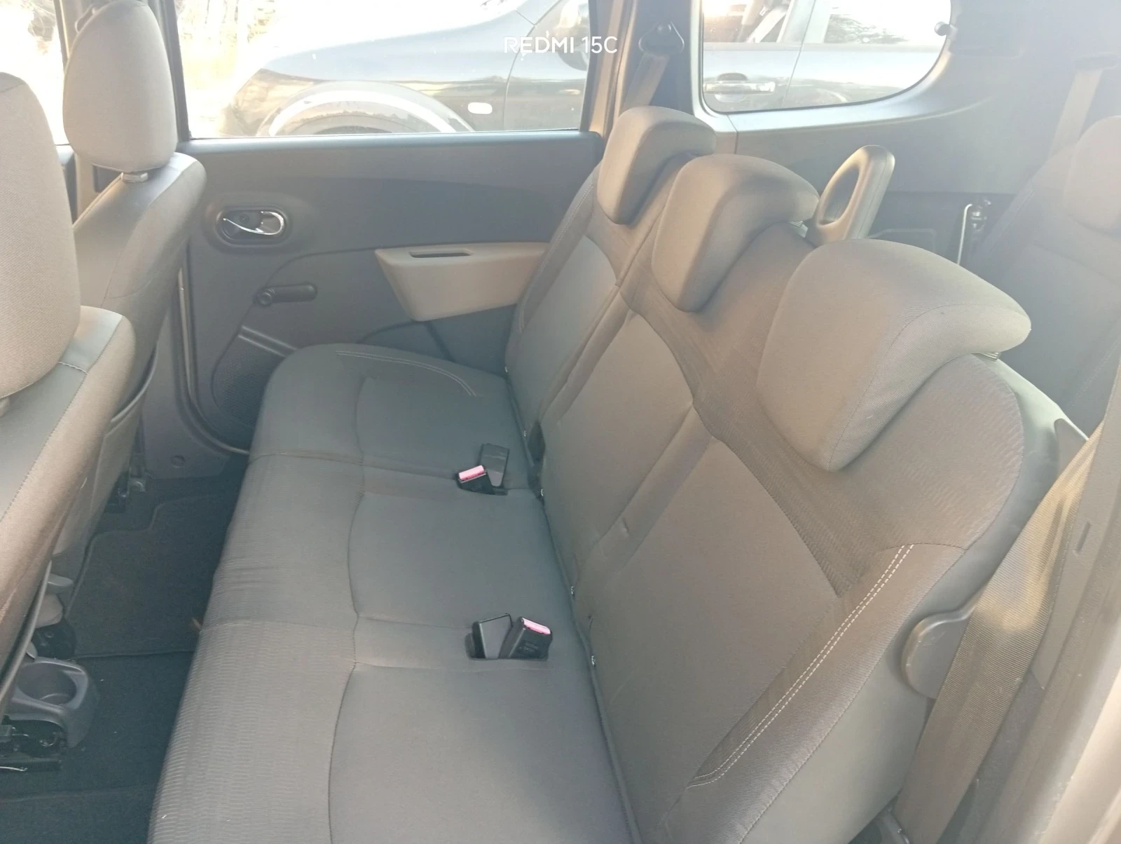 Dacia Lodgy 1.5DCI, снимка 6 - Автомобили и джипове - 55494216