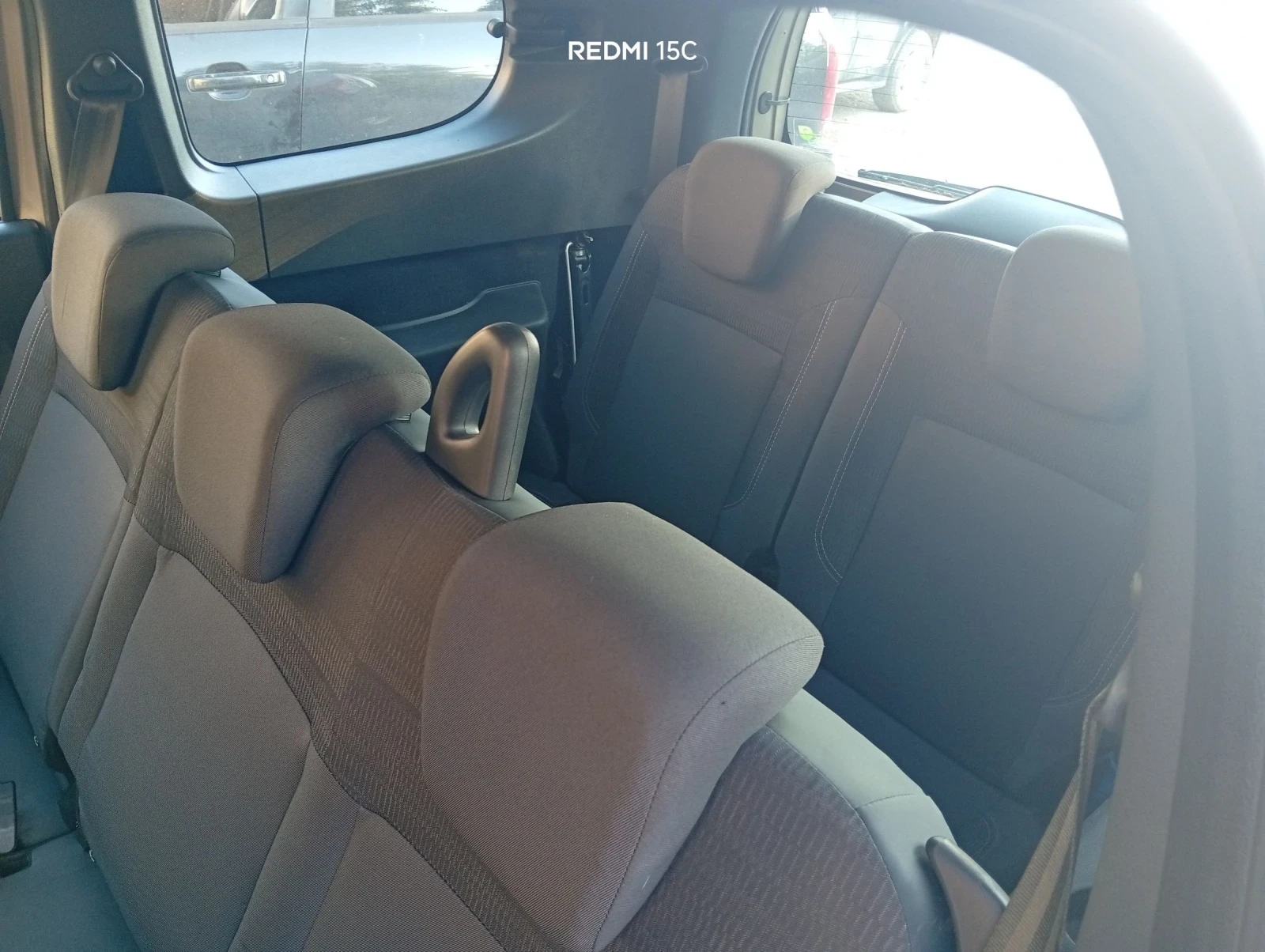 Dacia Lodgy 1.5DCI, снимка 7 - Автомобили и джипове - 55494216