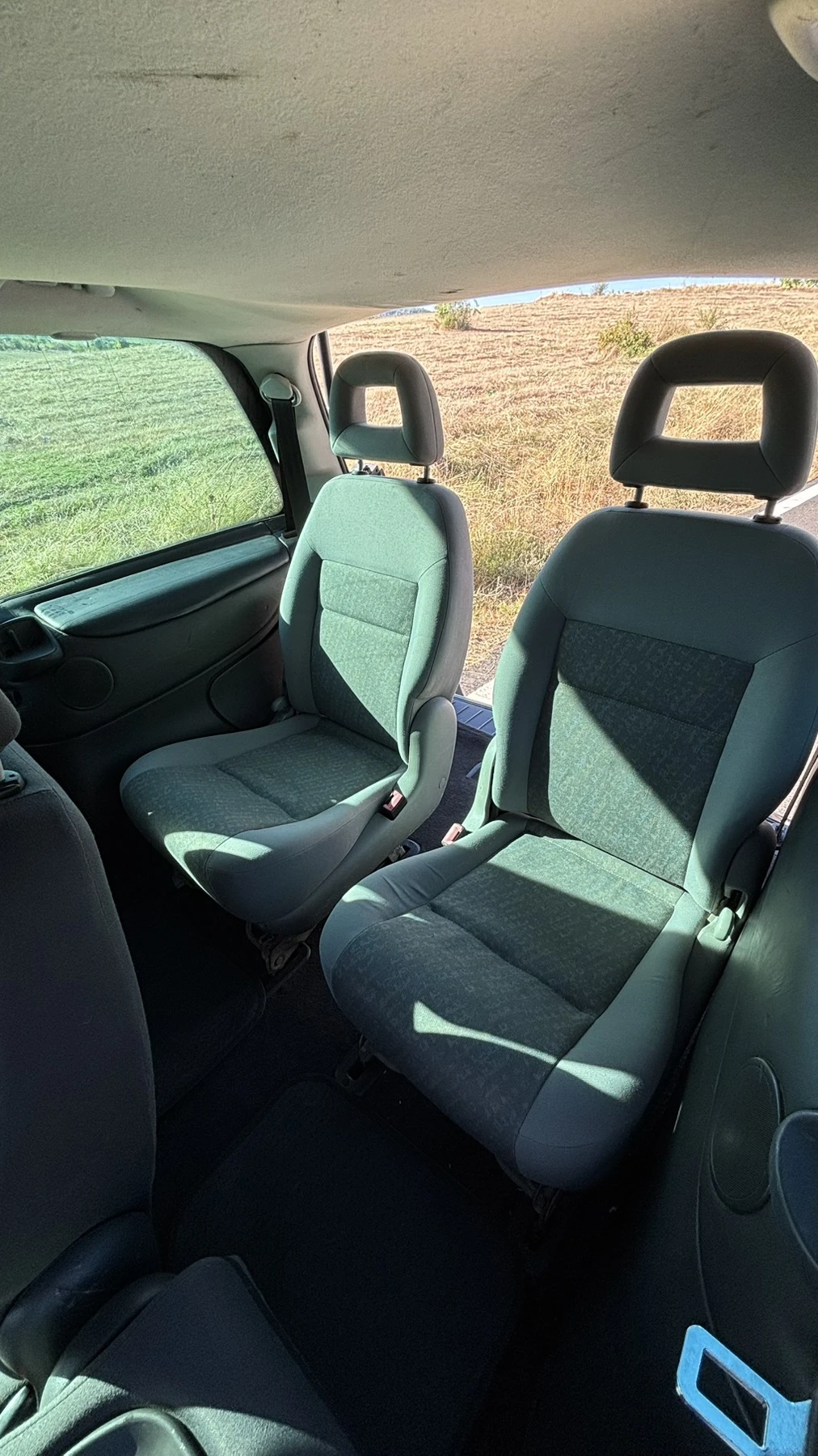 Seat Alhambra 1.9 TDI, снимка 13 - Автомобили и джипове - 55694693