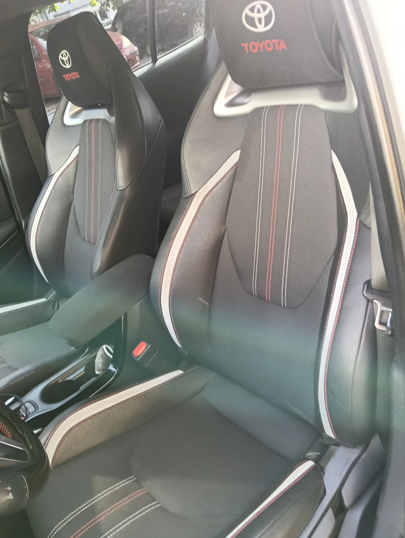Toyota Corolla 1.8 Hybrid GR Sport 122hp, снимка 9 - Автомобили и джипове - 55830867