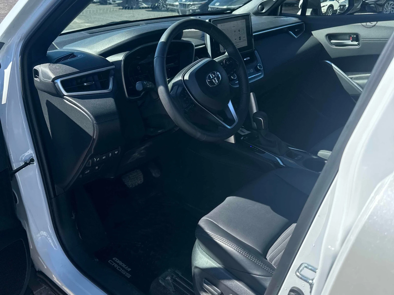 Toyota Corolla Cross Hybrid | CARFAX | БЕЗ ИНЦИДЕНТИ , снимка 7 - Автомобили и джипове - 55931177