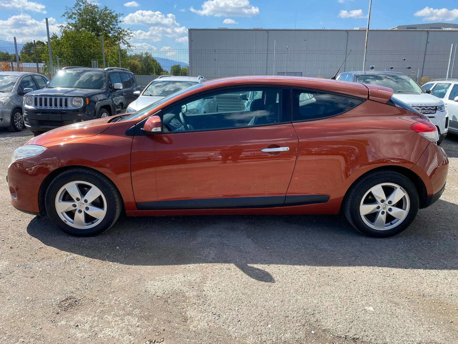 Renault Megane III 1.5dCi Coupe, снимка 2 - Автомобили и джипове - 56255086