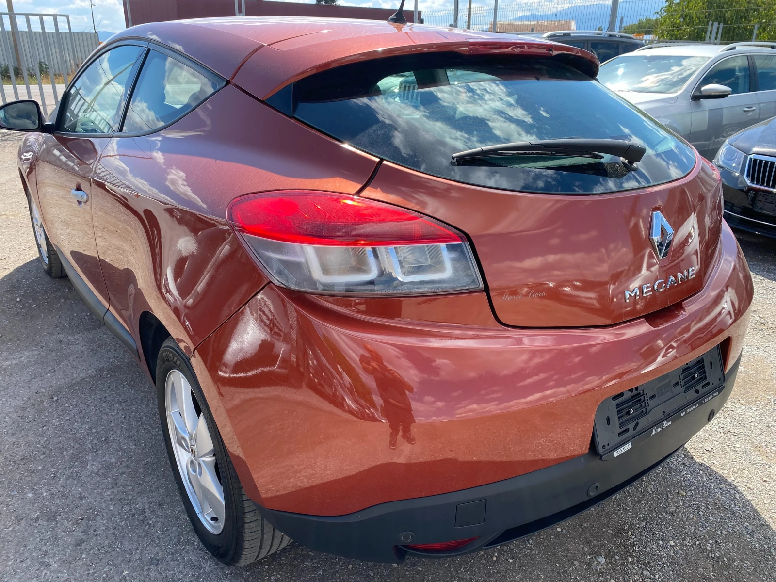 Renault Megane III 1.5dCi Coupe, снимка 3 - Автомобили и джипове - 56255086