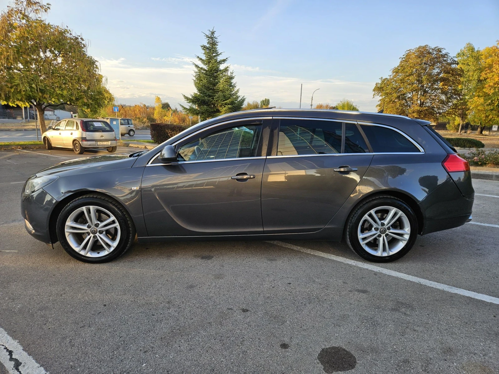 Opel Insignia 4х4 , снимка 2 - Автомобили и джипове - 56657639