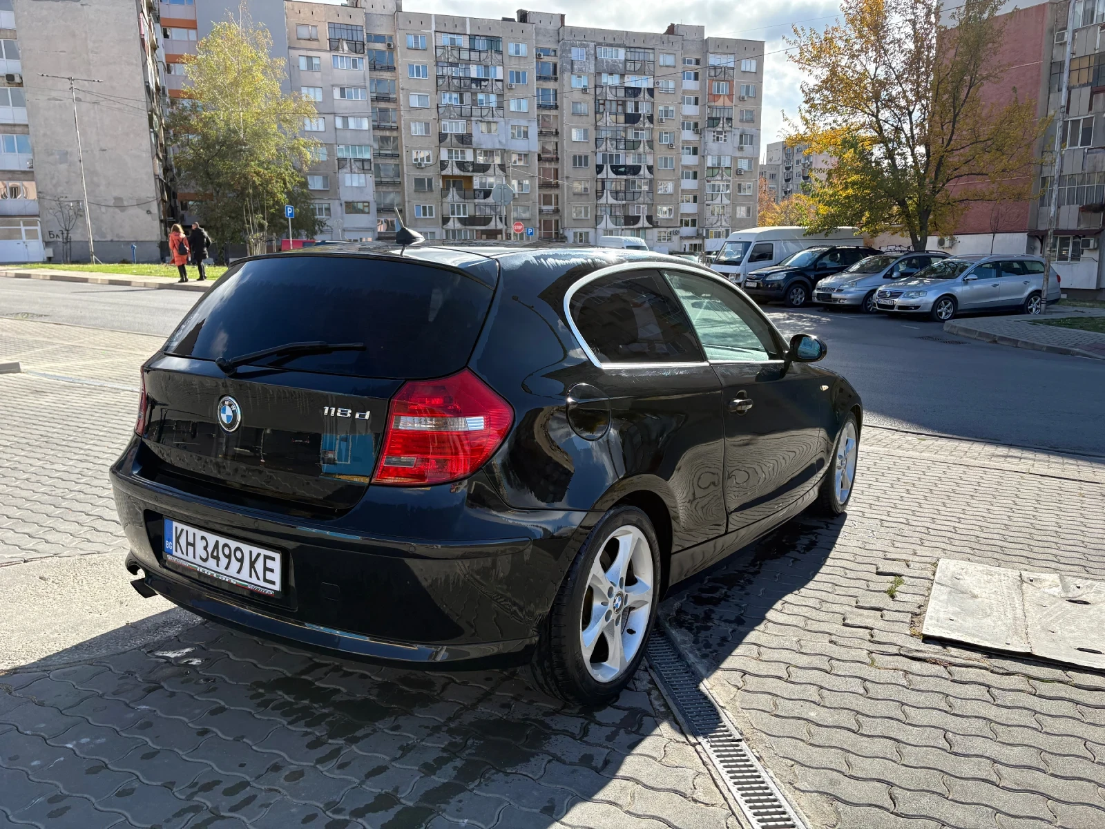 BMW 118 2.0, снимка 3 - Автомобили и джипове - 56706812