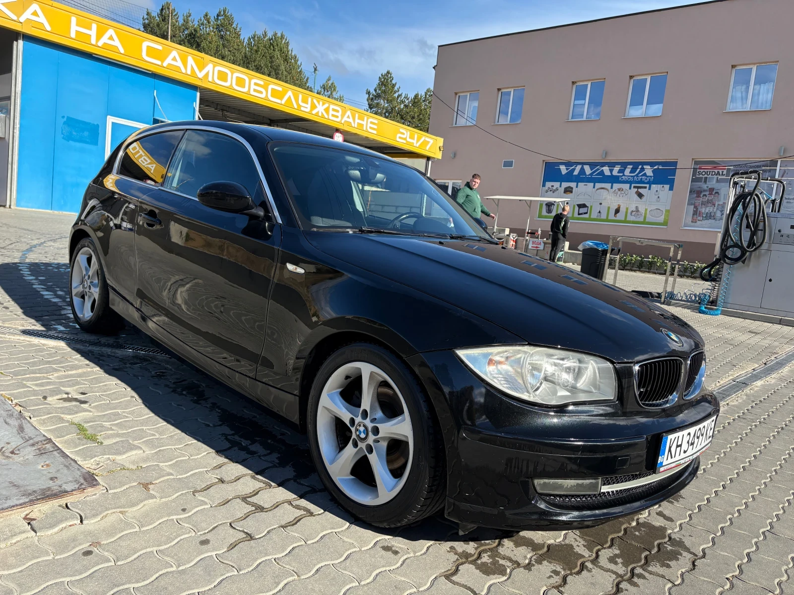 BMW 118 2.0, снимка 2 - Автомобили и джипове - 56706812