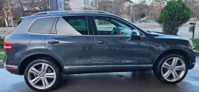 VW Touareg 3.0 V6 TDI R-Line; PANORAMA; ПЕЧКА; TV; 4-зонов * , снимка 3