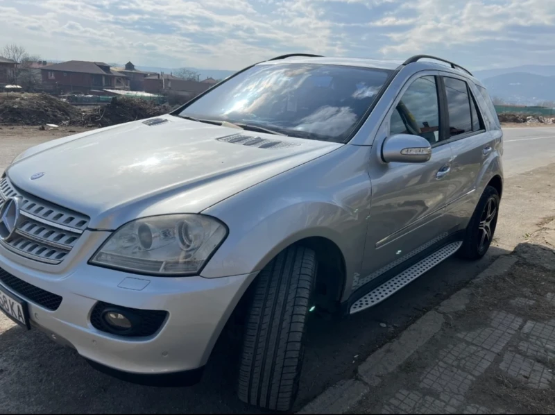 Mercedes-Benz ML 320, снимка 4 - Автомобили и джипове - 48169715