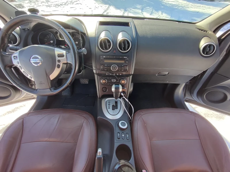 Nissan Qashqai, снимка 10 - Автомобили и джипове - 48506136