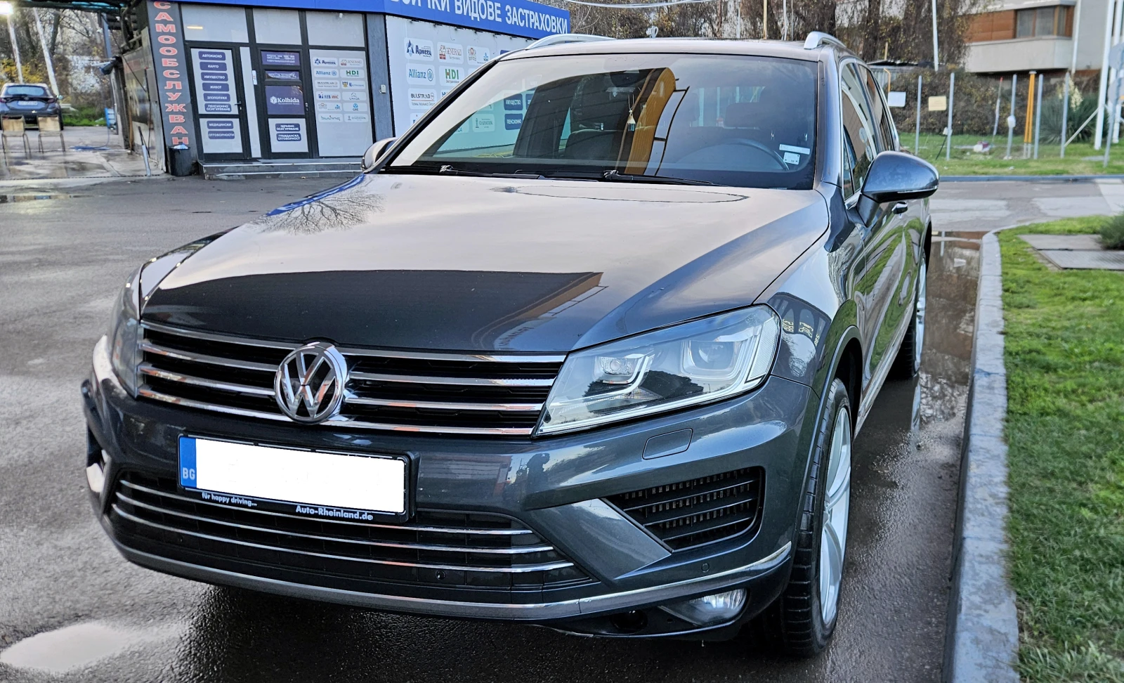VW Touareg 3.0 V6 TDI R-Line; PANORAMA; �����; TV; 4-����� *  | Mobile.bg � ����������� 1
