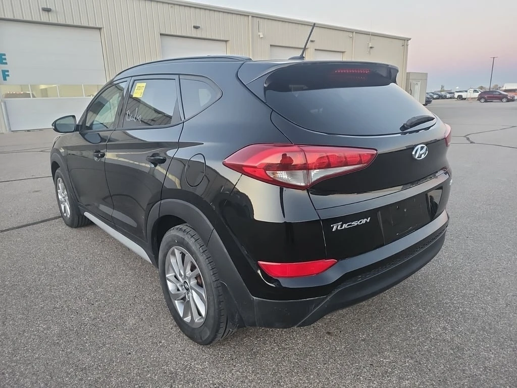 Hyundai Tucson 2017 SE * CARFAX * БЕЗ ПЪРВОНАЧАЛНА ВНОСКА - изображение 4