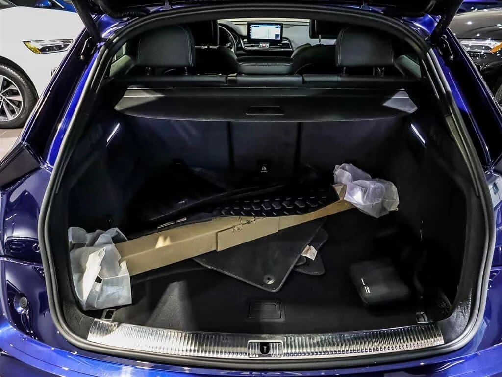 Audi Q5 * quattro Premium * CARFAX * ЦЕНА ДО БГ, снимка 15 - Автомобили и джипове - 53951904