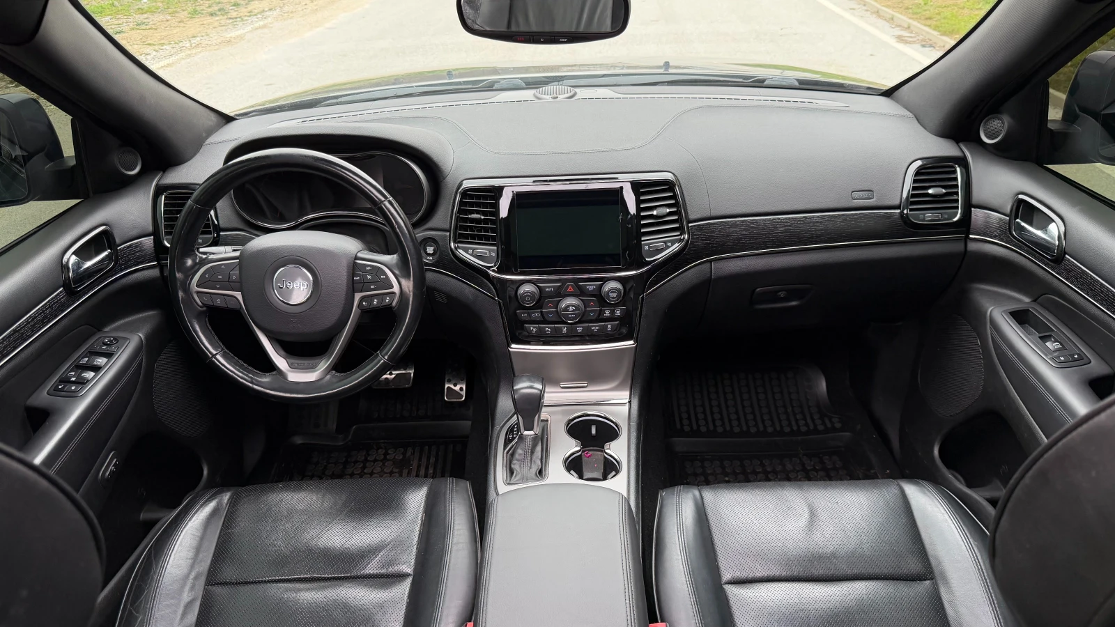 Jeep Grand cherokee 5.7 HIGH ALTITUDE, снимка 8 - Автомобили и джипове - 54213661