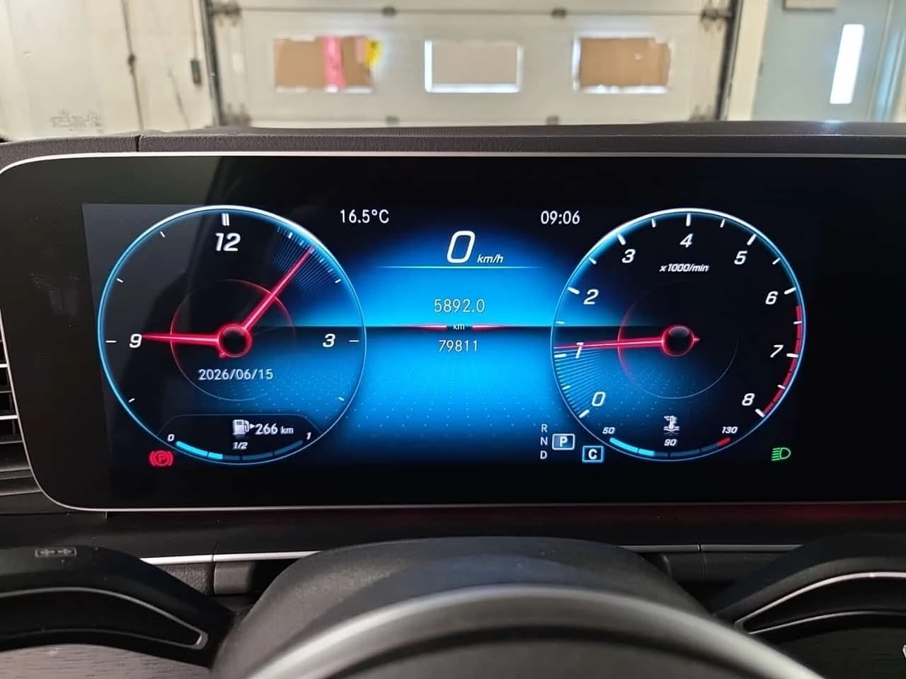 Mercedes-Benz GLE 350 ПОДГРЕВИ * BURMESTER * 360 * PANO * CARFAX, снимка 9 - Автомобили и джипове - 54918753