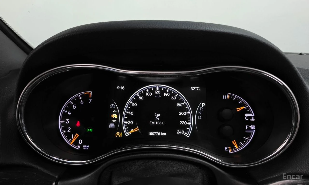 Jeep Grand cherokee 3.6* V6* 8ZF* ПОДГРЕВ* ОБДУХВАНЕ* КАМЕРА* МЪРТВА* , снимка 11 - Автомобили и джипове - 55536809