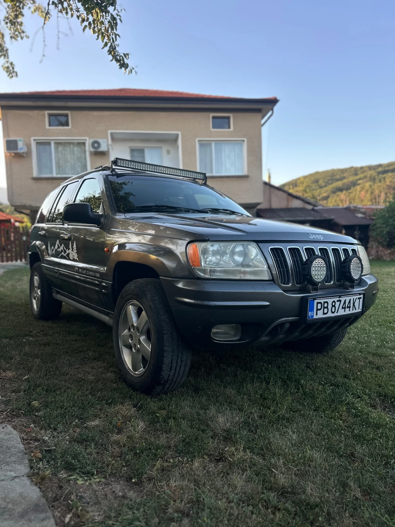 Jeep Grand cherokee 2.7 CRD Overland , снимка 6 - Автомобили и джипове - 55733050