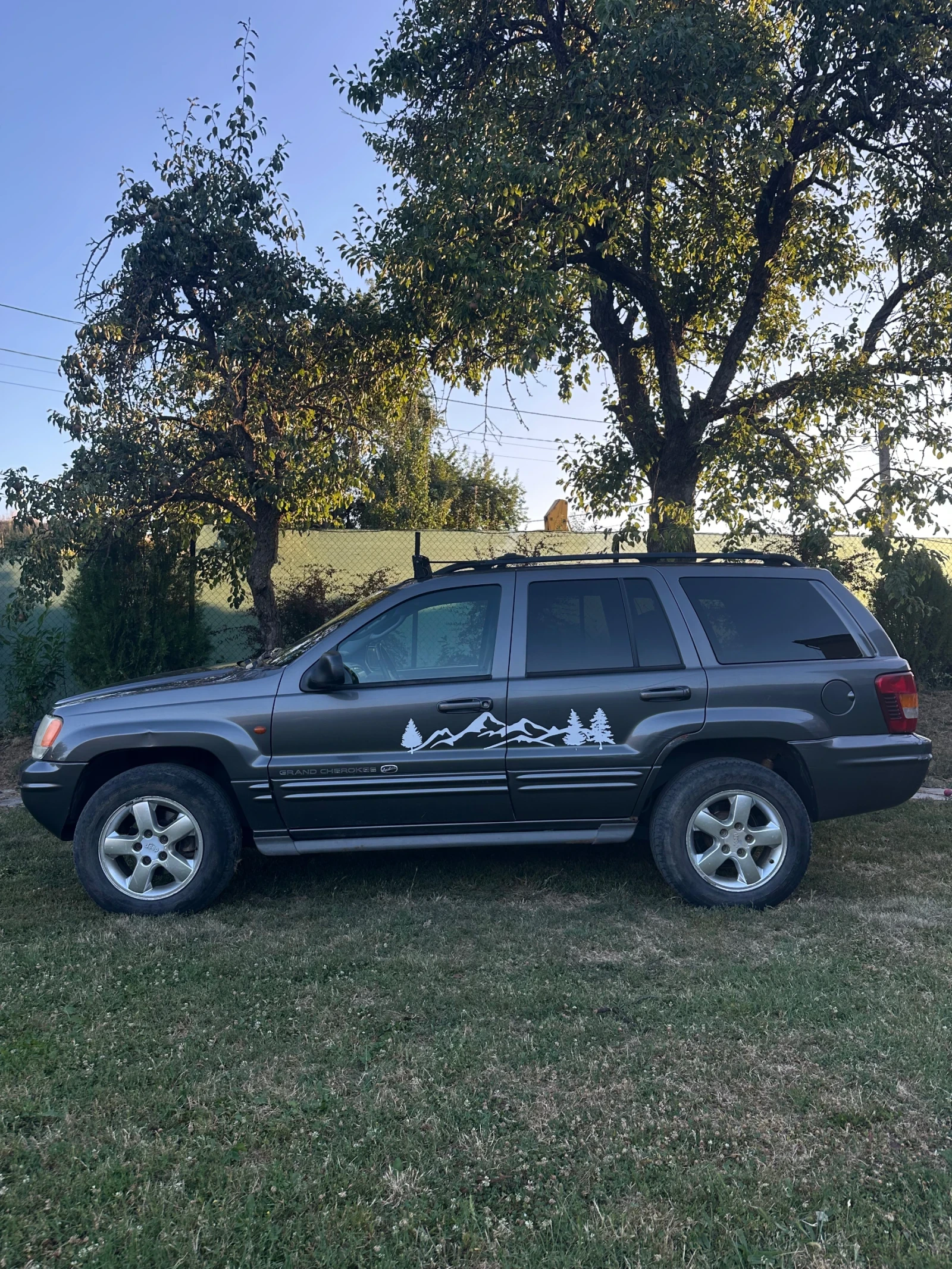 Jeep Grand cherokee 2.7 CRD Overland , снимка 3 - Автомобили и джипове - 55733050