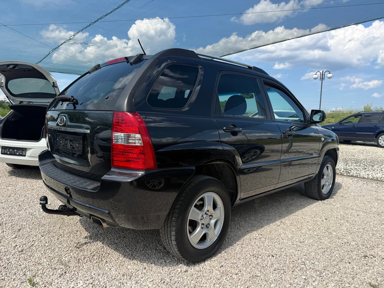 Kia Sportage 2.0i, 140ks, снимка 4 - Автомобили и джипове - 55847619