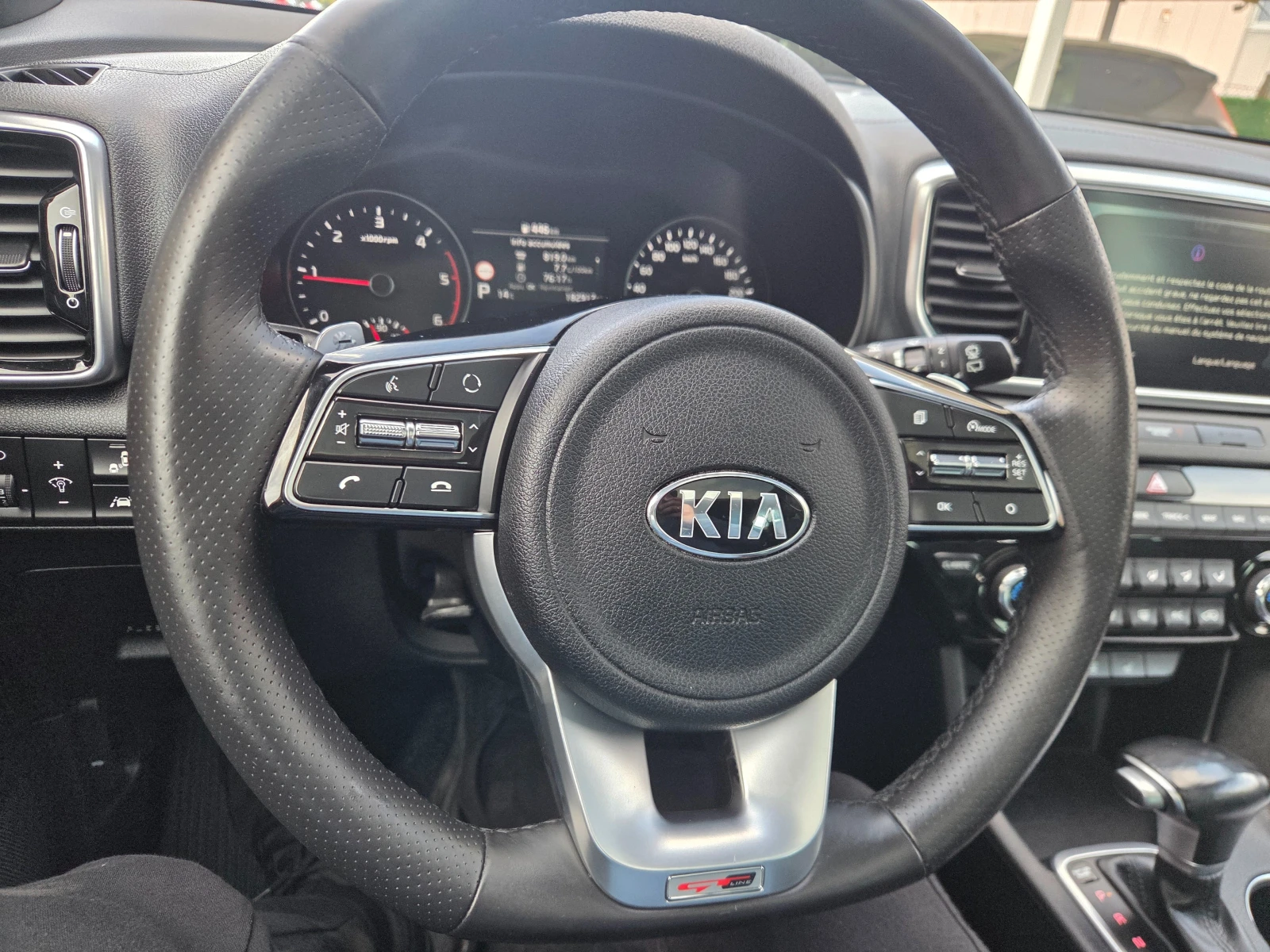 Kia Sportage 1.6 D* * GT-LINE* * 360-KAMERI* PANORAMA* ОБСЛУЖЕН, снимка 14 - Автомобили и джипове - 56717881