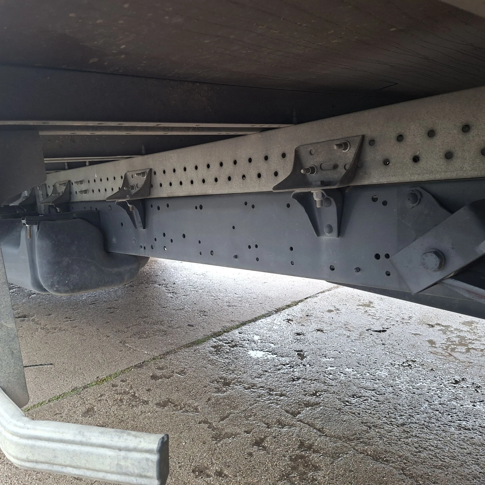 Iveco Daily 35c16/ БОРД / 3.0мотор 100% реален пробег - изображение 8