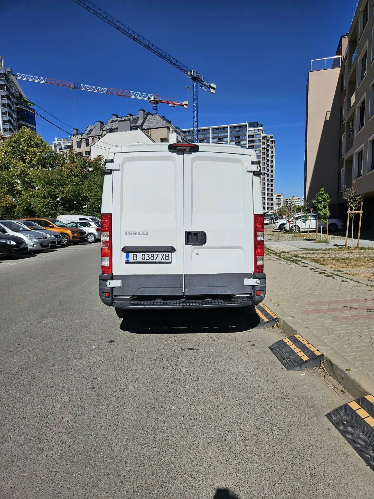 Iveco 35c13 Климатик, снимка 6 - Бусове и автобуси - 56346320