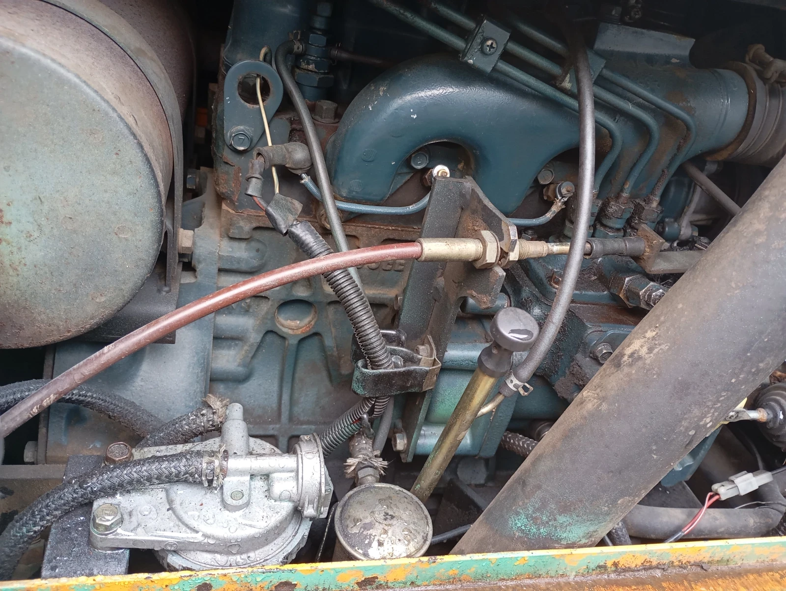 ����� Hanix | Mobile.bg � ����������� 12