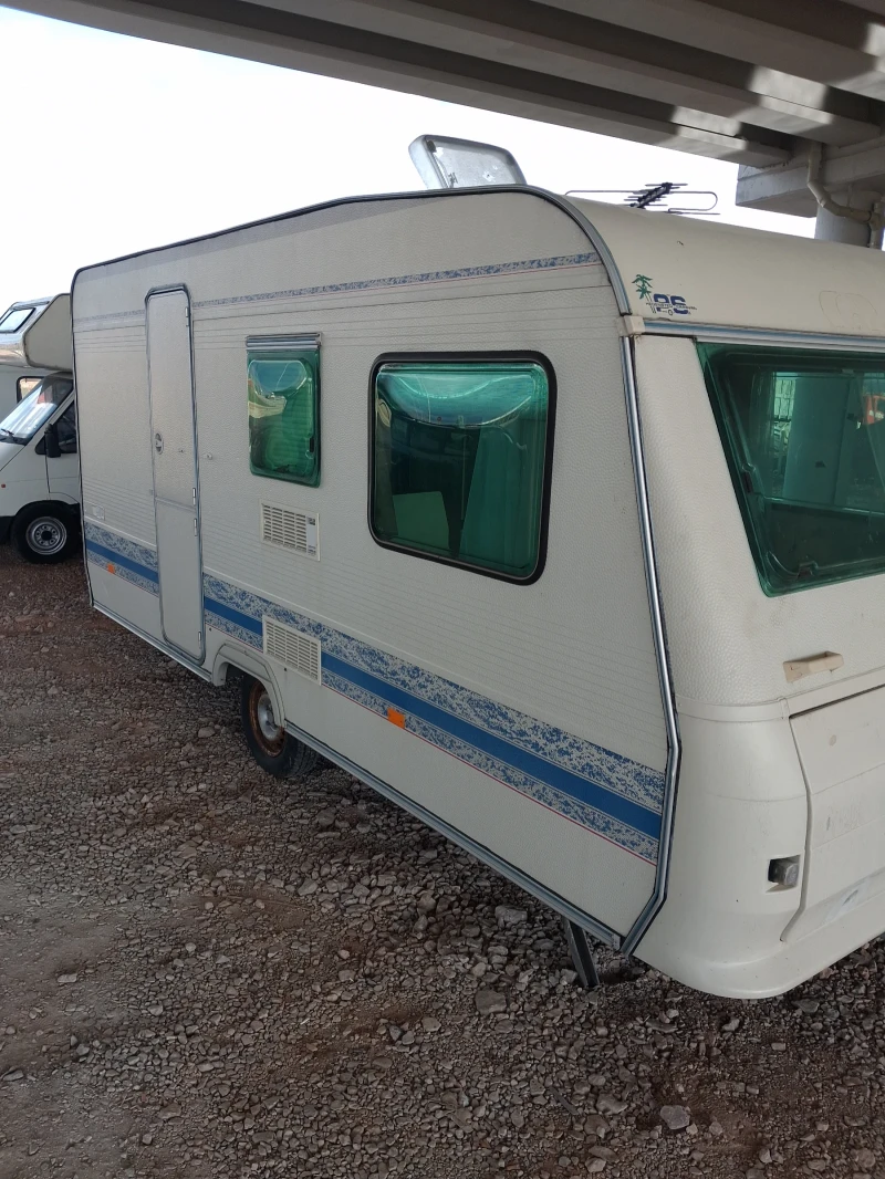 Каравана Adria 520, снимка 11 - Каравани и кемпери - 53013441