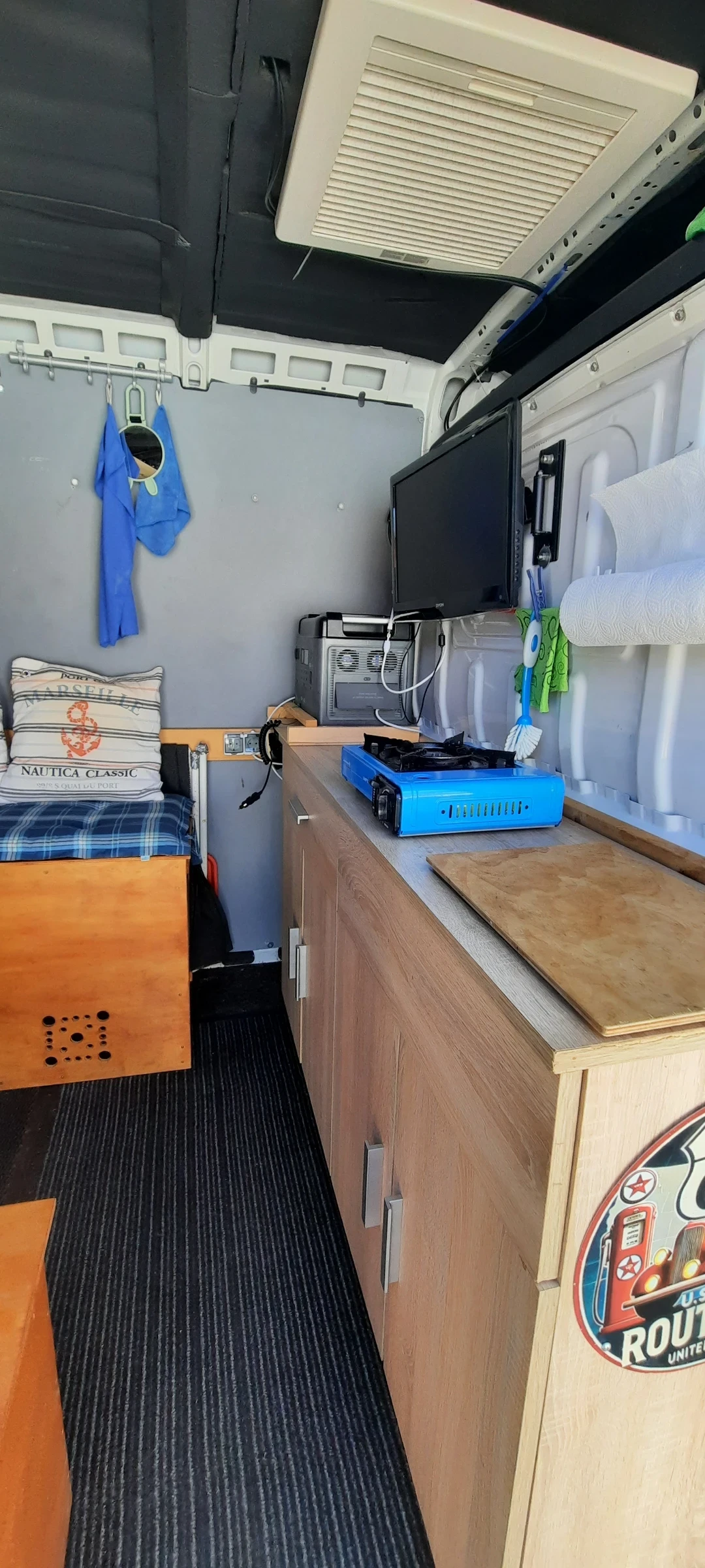 Кемпер Peugeot Boxer, снимка 16 - Каравани и кемпери - 53814043