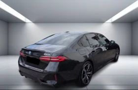 BMW 530 e = M-Sport = Shadow Line Гаранция, снимка 3