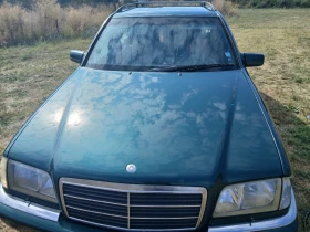 Mercedes-Benz 220, снимка 1