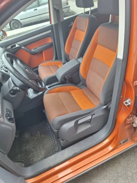 VW Touran 2.0 TDI CROSS, снимка 14