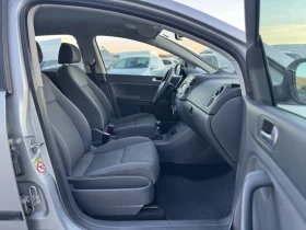 VW Golf Plus 1.9TDI - 4990 лв. / 2551.35 € - 83358702 11
