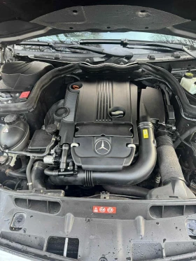 Mercedes-Benz C 180, снимка 3