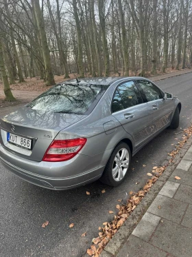 Mercedes-Benz C 180, снимка 8