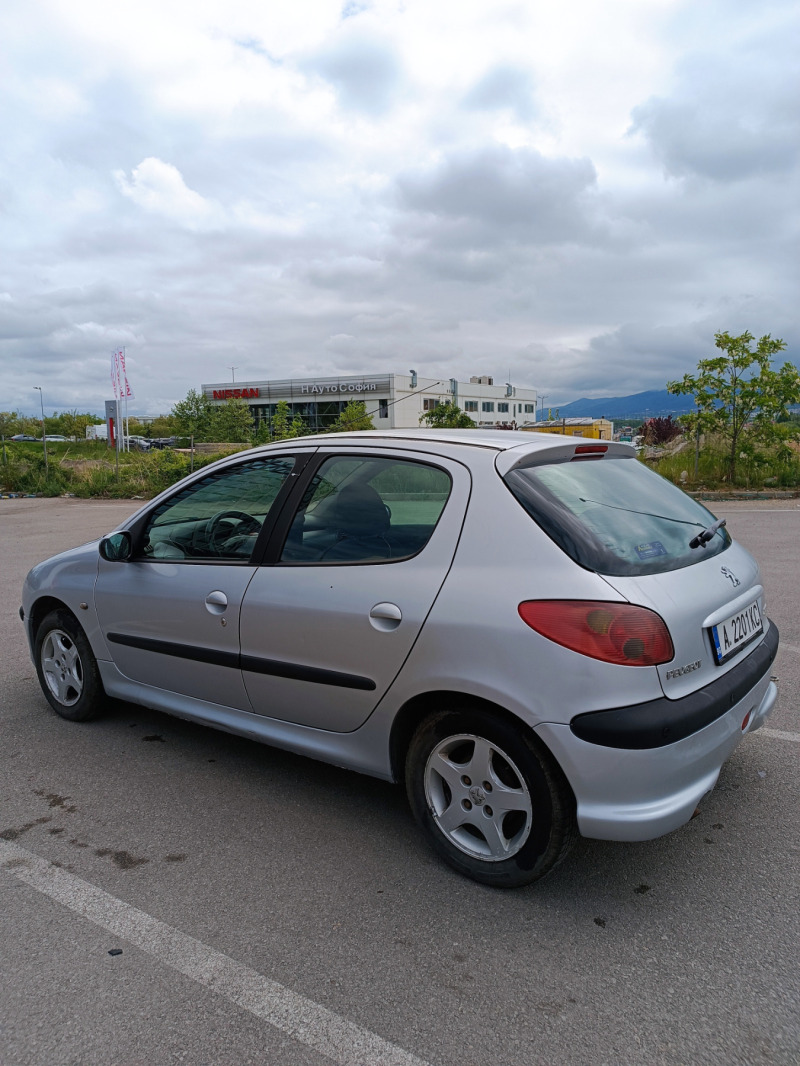 Peugeot 206 1.4 HDi, снимка 3 - Автомобили и джипове - 46180829