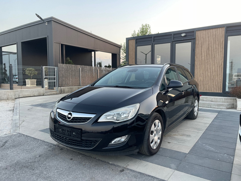 Opel Astra 1.7 CDTI 110к.с., снимка 1 - Автомобили и джипове - 46474907