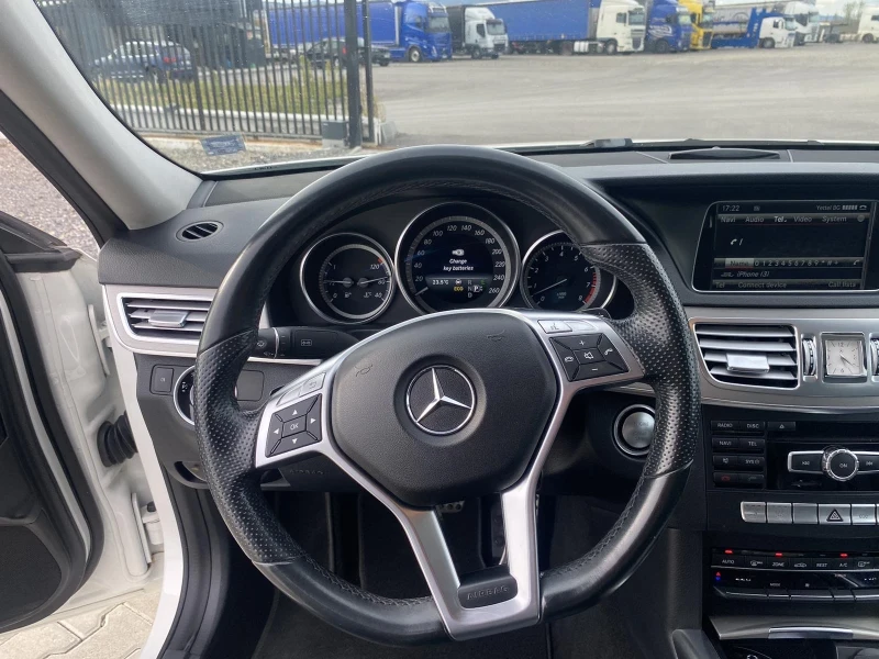 Mercedes-Benz E 400 AMG LINE, снимка 16 - Автомобили и джипове - 47387875