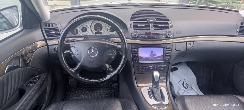 Mercedes-Benz E 320 НА ЗАДНО + ГАЗ, снимка 7 - Автомобили и джипове - 47567006