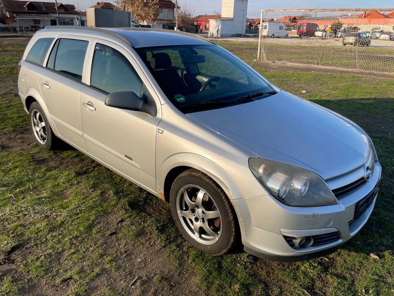 Opel Astra 1.7 cdti, снимка 2 - Автомобили и джипове - 48518563