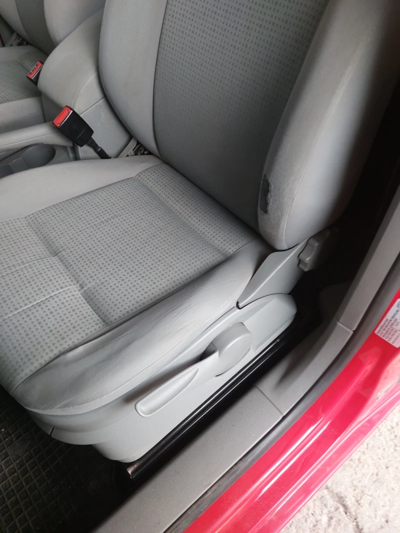 VW Caddy 3 LIFE, снимка 7 - Автомобили и джипове - 52510072