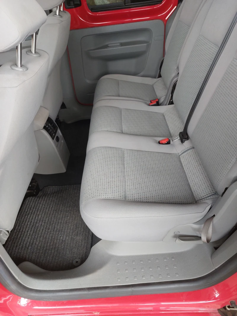 VW Caddy 3 LIFE, снимка 6 - Автомобили и джипове - 52510072
