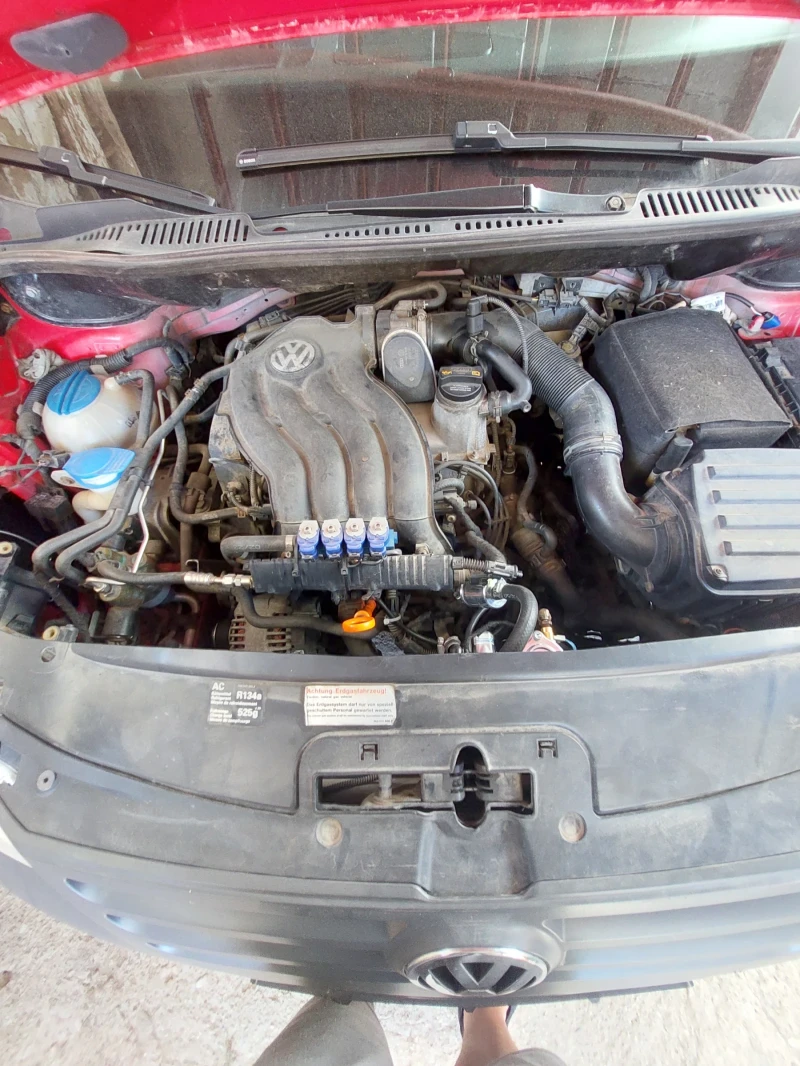 VW Caddy 3 LIFE, снимка 10 - Автомобили и джипове - 52510072