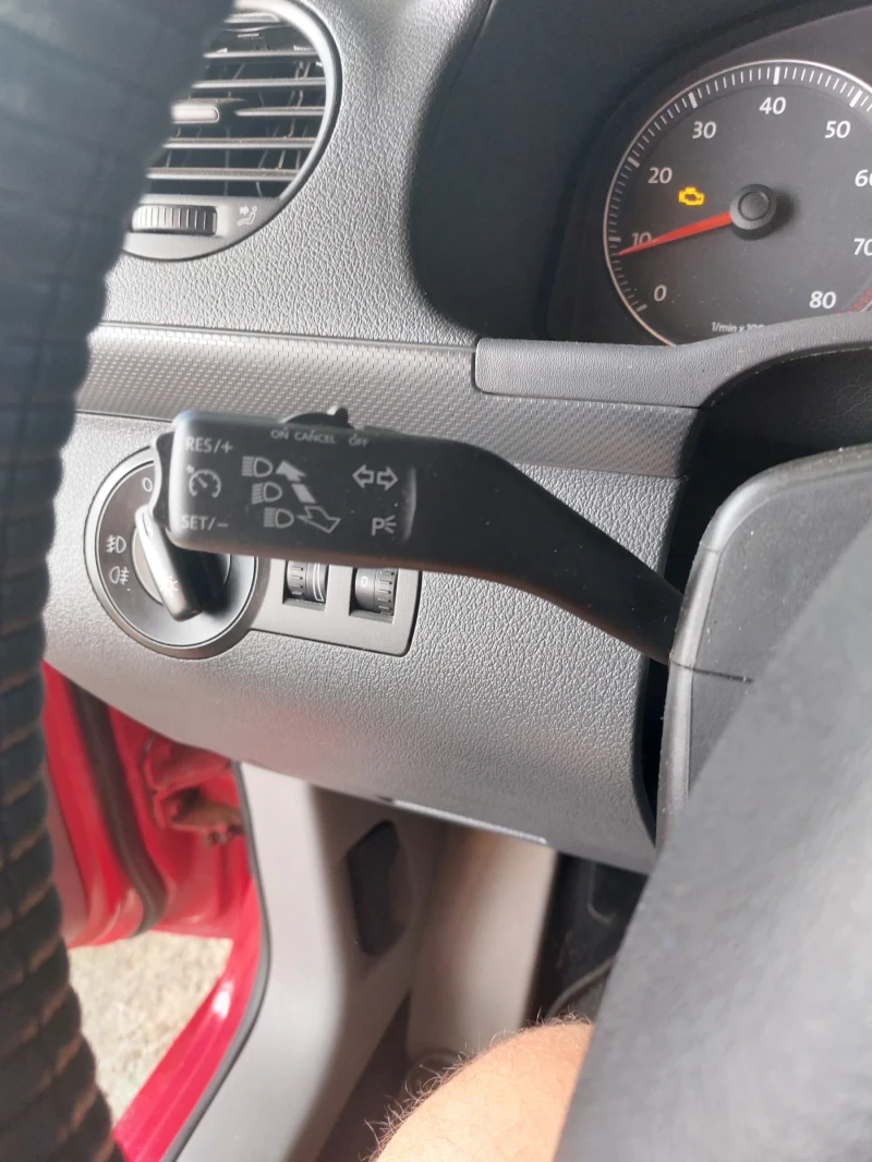 VW Caddy 3 LIFE, снимка 3 - Автомобили и джипове - 52510072